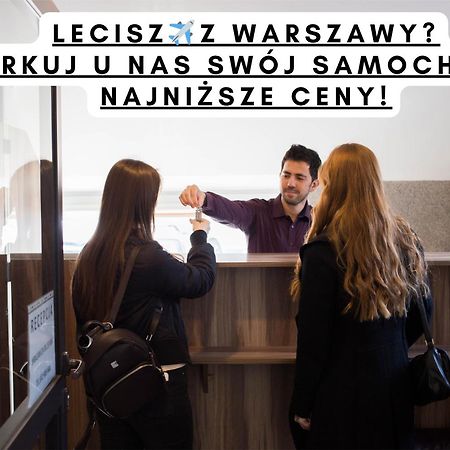 Hotelik Okecie 39 - Nocleg I Parking Blisko Lotnisko Okecie Varsóvia Exterior foto